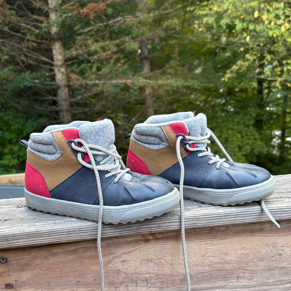 OshKosh B'gosh Kids Boots - Gray, Red, Brown